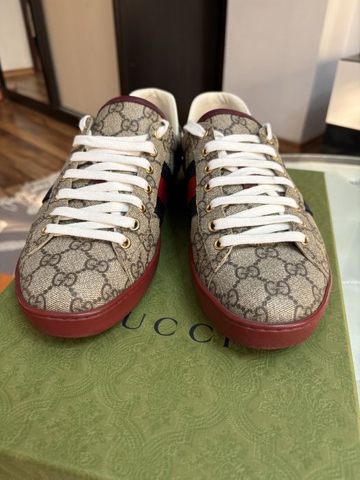 Adidasi gucci autentici nr 42 in stare foarte buna