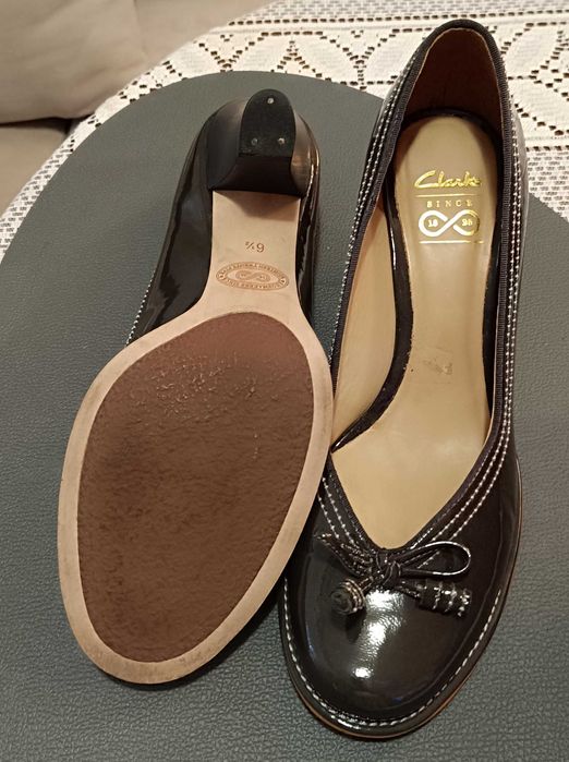 Дамски обувки Clarks /нови/