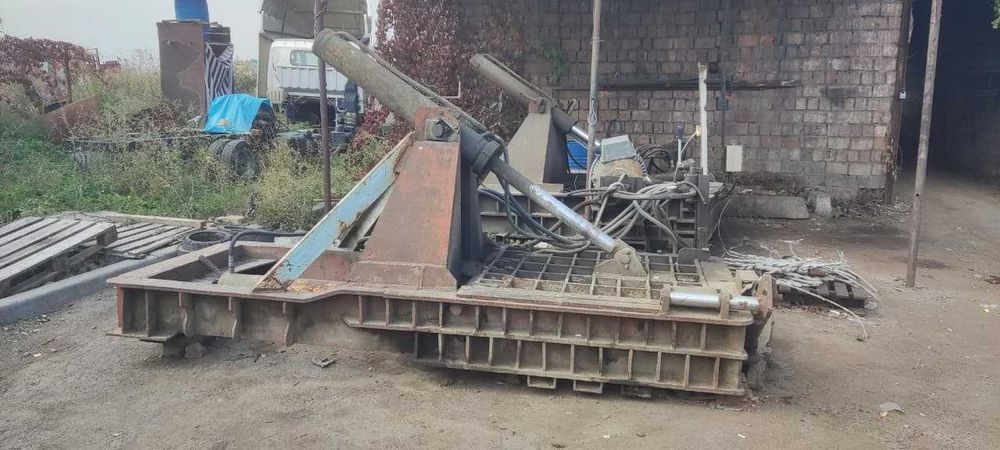 Продается пресс маленький