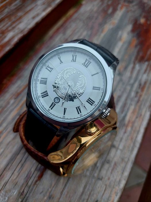 Часы с Гербом РК (символика)