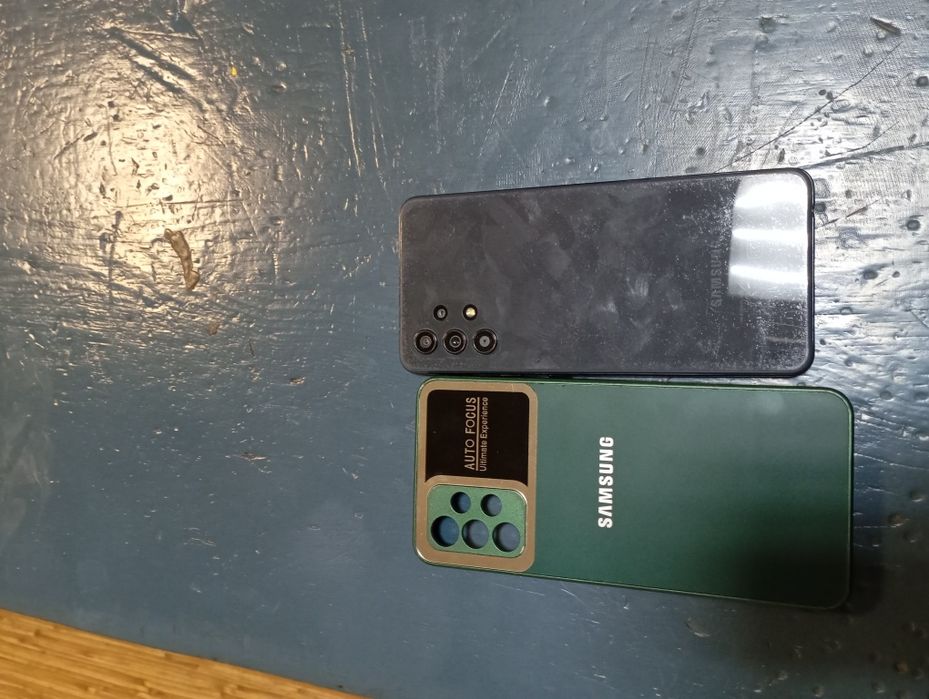 Samsung Galaxy A32
https://nanoreview.net › phone › s...
Samsung Galax