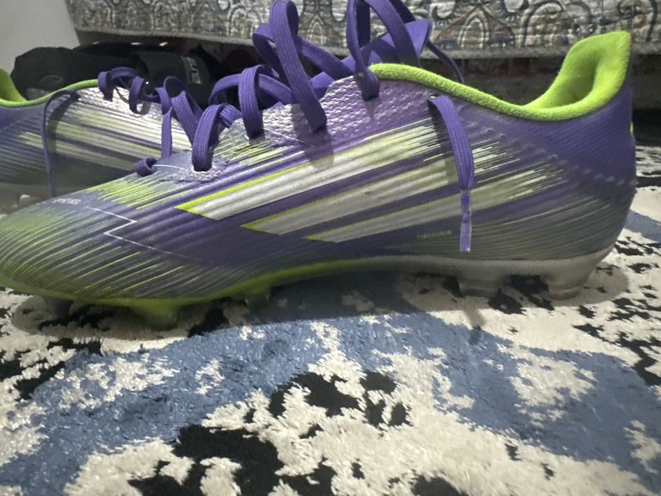 Adidas f50  42размер