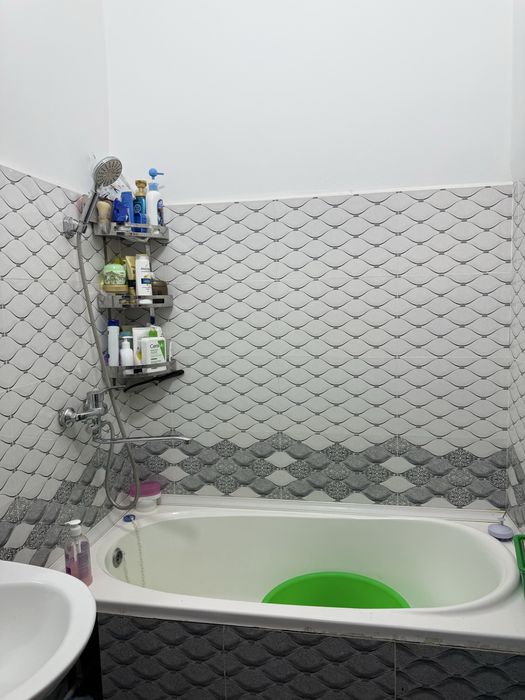 2 xona 3 xona qilingan kvartira sotiladi