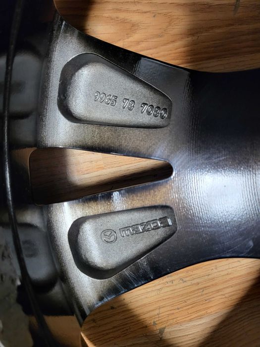 Mazda 18" 5х114,3 оригинални джанти Мазда