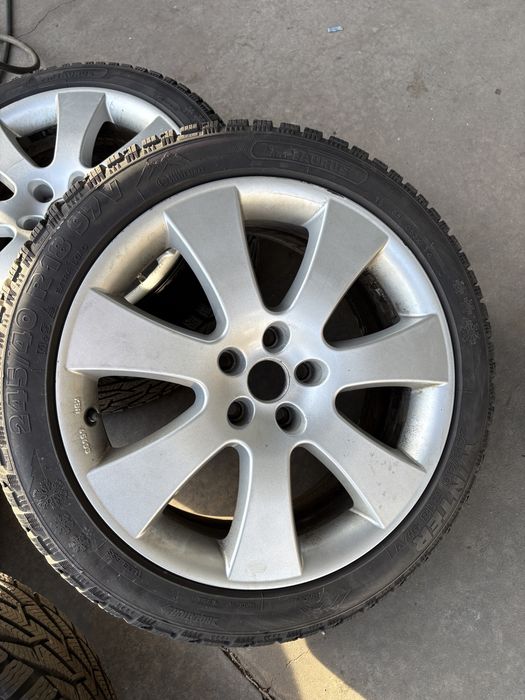 Vând jante pe 18 + anvelope iarnă 245/40 R18 (VAG)