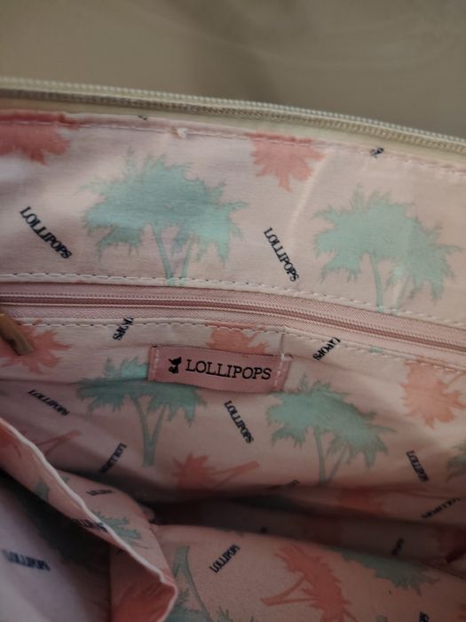 Дамска чанта флорални мотиви