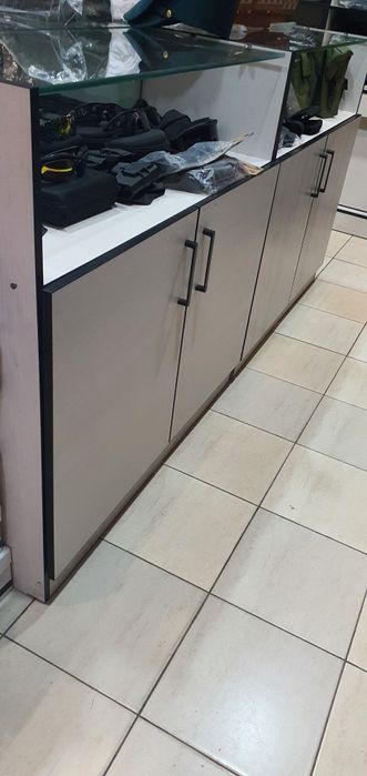 Mebel vitrina xizmatlari