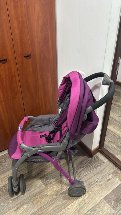 Продам коляску детскую Chicco
