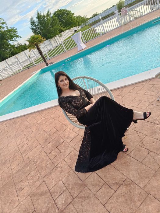 Vând Rochie din catifea