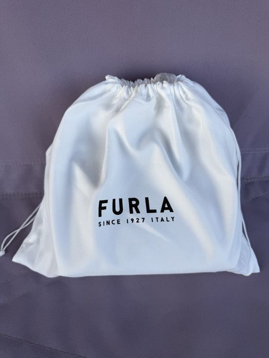Нова FURLA чанта модел Tessa