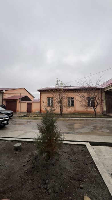 Kottej sotiladi. Sayohay