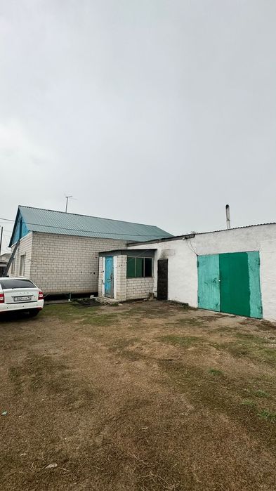 Продам  дом. В селе Кеменгер