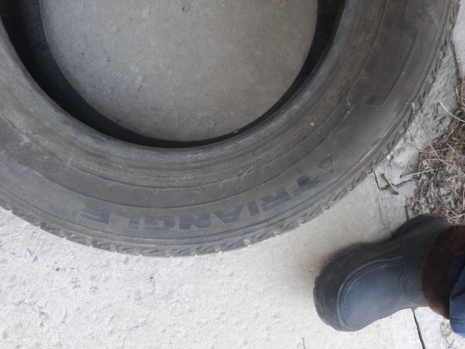 Шины 215/65/16 .