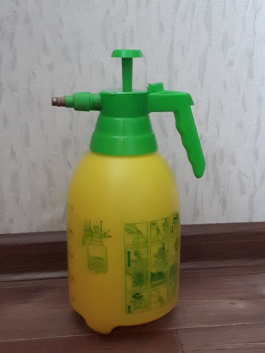 Опрыскиватель для цветов, рассады