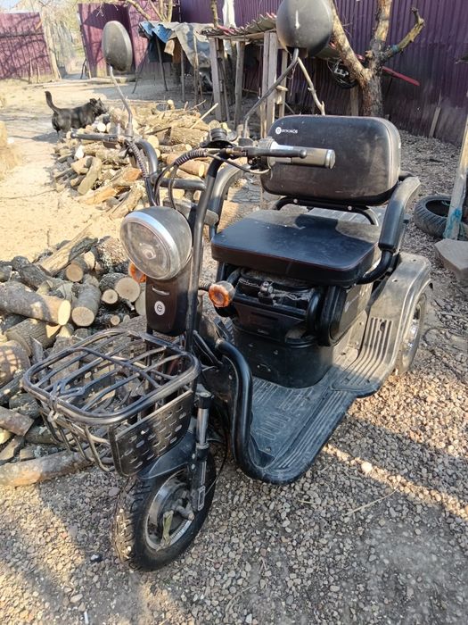 Scuter electric 3 roți pentru persoane vârstnice – stare bună | Tinca