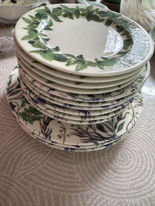 Набор тарелок срочно