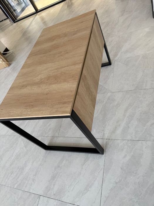 Продаются офисные столы