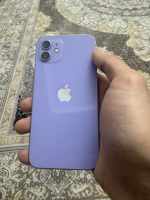 Продам Айфон 12 1