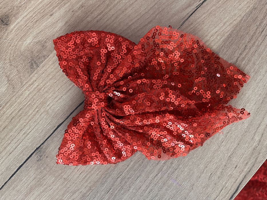 Продам нарядное платье