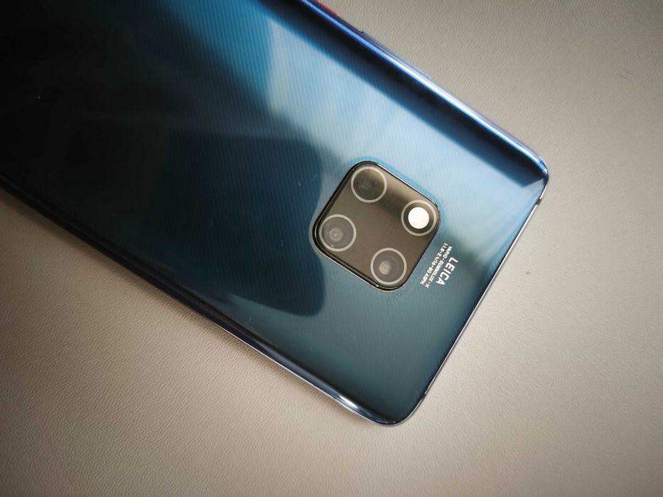Смартфон Huawei Mate 20 Pro 6GB RAM / 128GB - с нова батерия