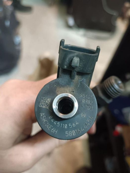 injectoare iveco daily 6 3.0 euro 6 0445110564
