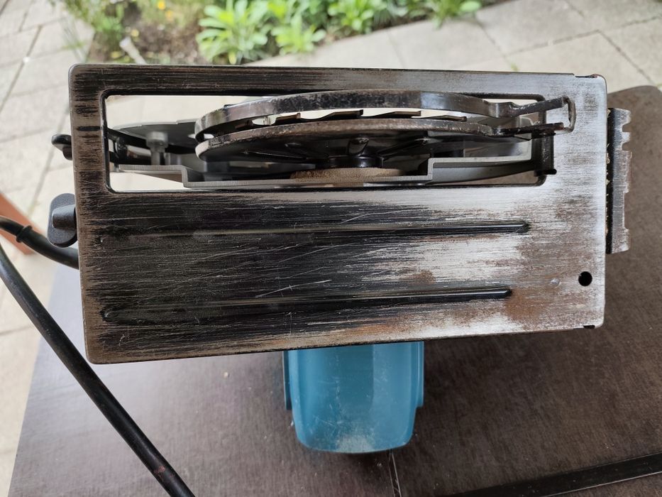 Fierăstrău circular manual Makita