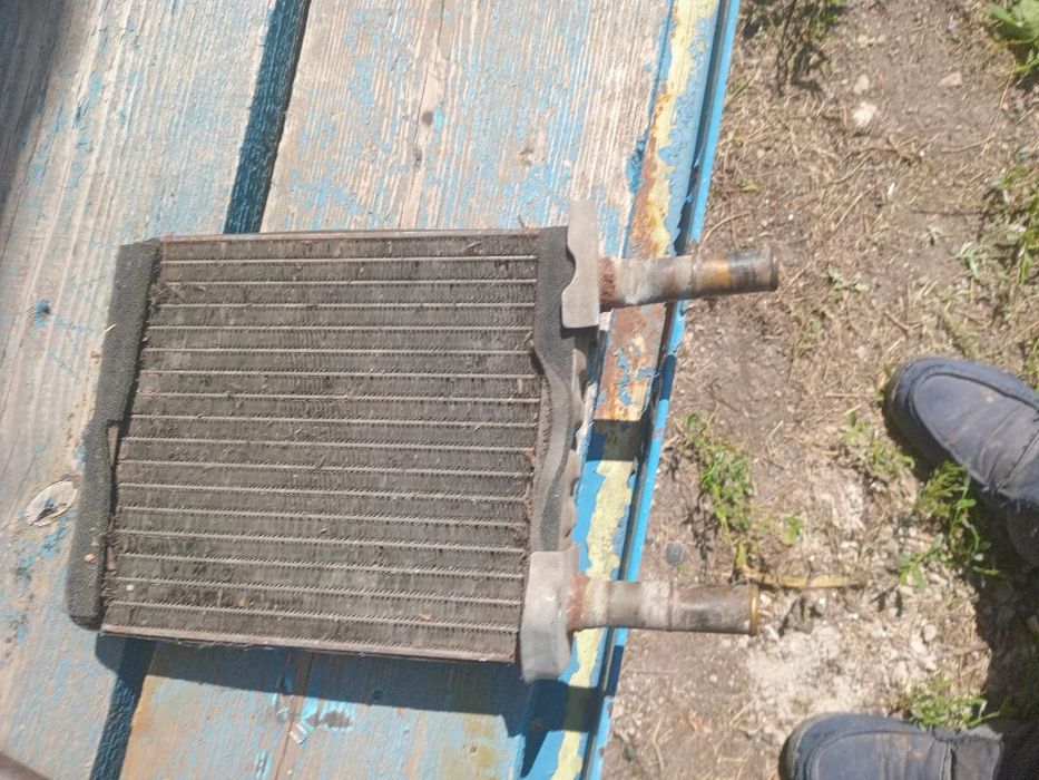 Радиатор печки на Мазда 626