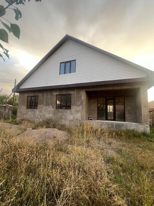 Дом 10 сот. Есик ул. Ромашка 116