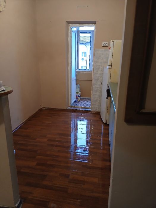 Apartament in bloc reabilitat, HCC, cu 3 camere decomandate  de vânzar