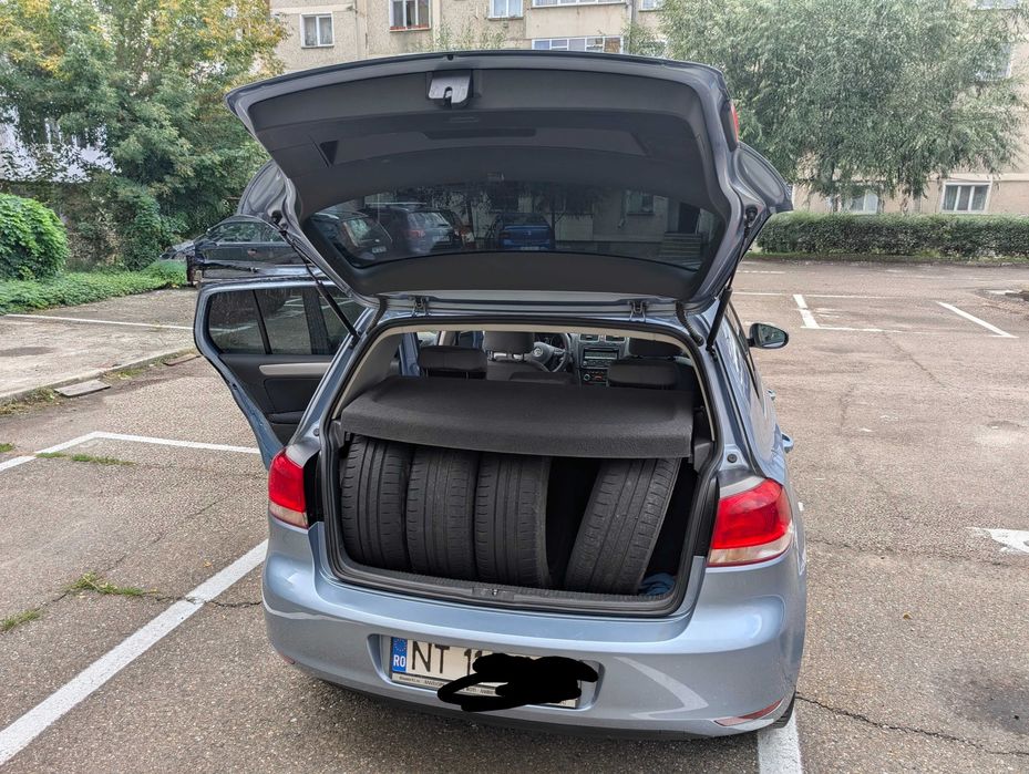 Golf 6, 1.2 TSI, 210 000 km(ușor în creștere) unic proprietar