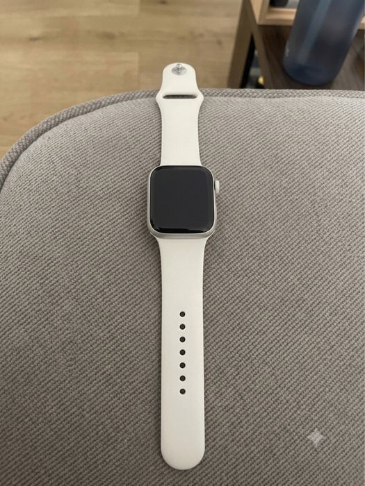 Apple Watch SE (Gen2) 40mm starlight M/L