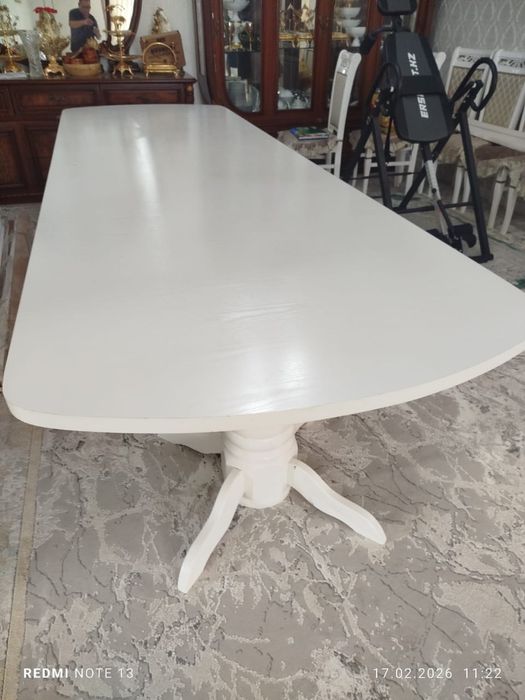 Продам стол гостиный почти новый цена 150000тг