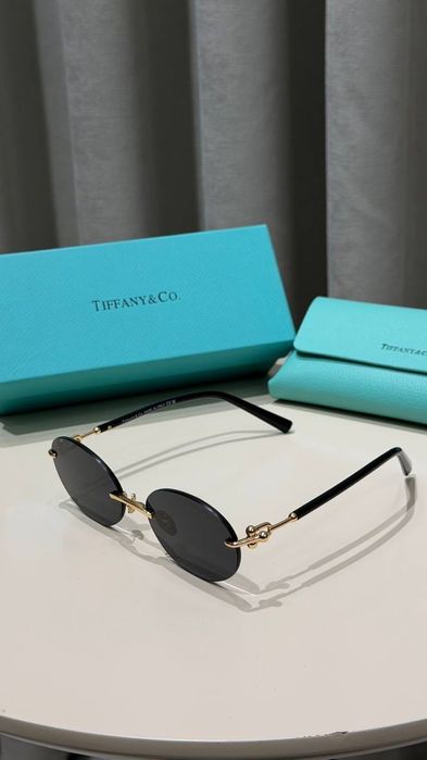 Дамски слънчеви очила Tiffany & Co. – Лукс, стил и елегантност  ( MRS.)