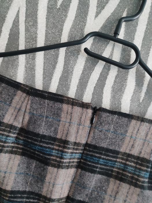 Вълнена пола VA VITE