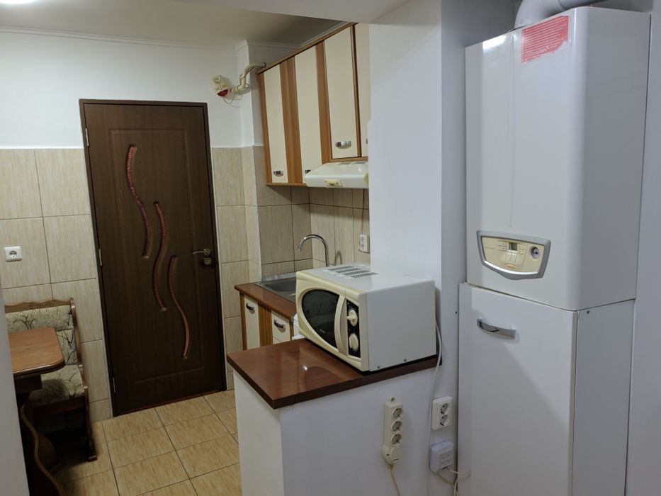 Inchiriez apartament 1 camera 40 mp Dorobanti Rosiori ( garsoniera )