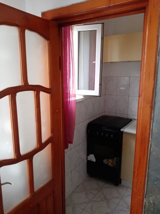 Închiriez apartament 2 camere