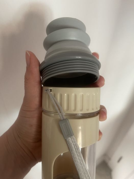 Походна бутилка за пътувания