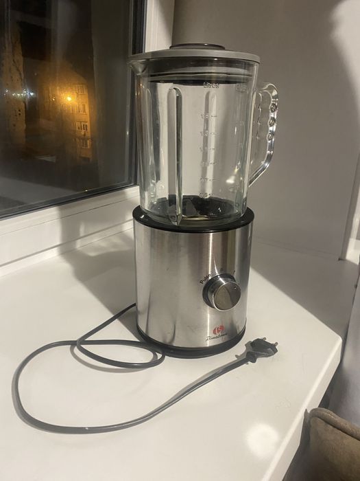 Продам блендер Binatone