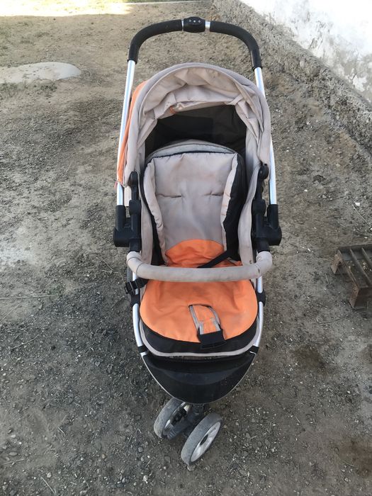 Коляска в отличном состояний