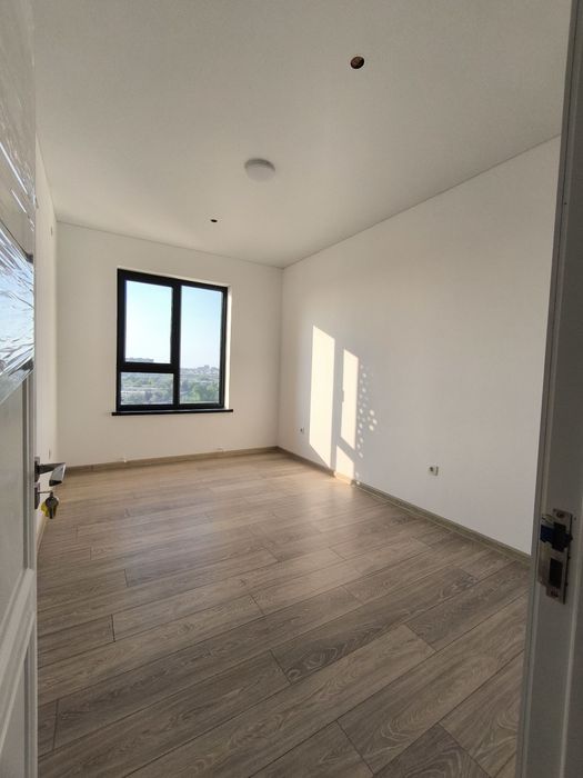 Продается квартира в Мирзо-Улугбекском районе. Ор-р перекресток Сампи