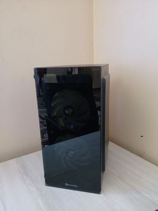 Xeon E5-2689 8 yadro 16 oqim, R7 370 4GB, RGB korpus, Windows 11