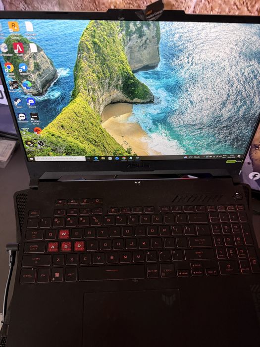 Laptop Gaming ASUS TUF RTX 4060 / 32GB RAM / 2TB SSD