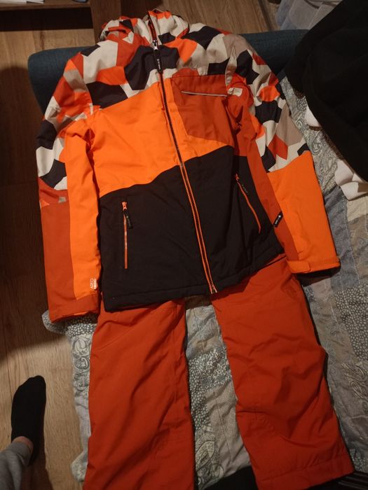 Ски екип DARE2BE