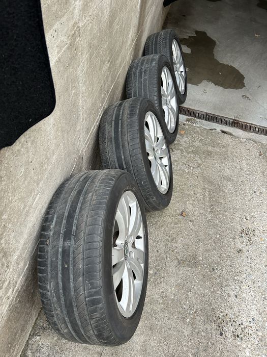 Roti 17 cu anvelope 225/50/17 mercedes/skoda/vw/audi