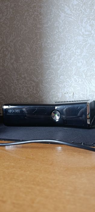 срочно продам xbox 360
