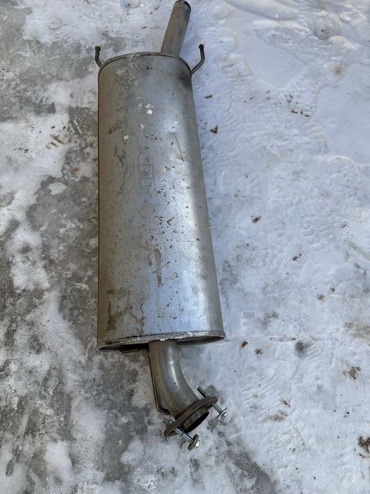 Глушитель Toyota RAV4 III г. Уральск ЗКО