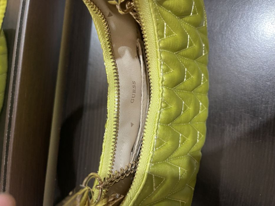 Дамска чанта Guess Golden Rock (EG) Evening Bags HWEG87 49720 KIW