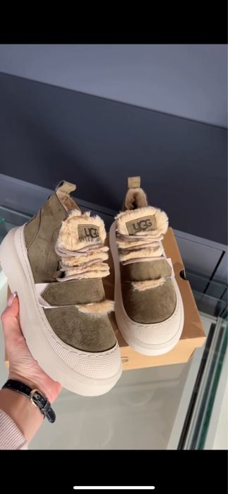 Дамски обувки UGG на промоция.