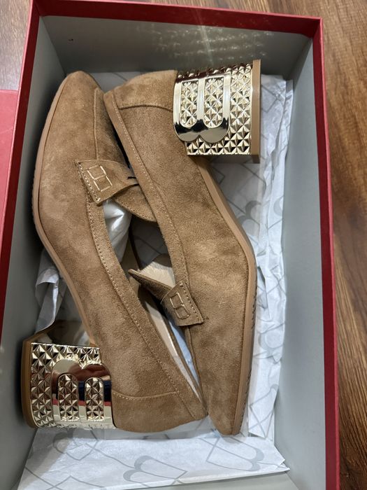 Продам женские туфли. Италия