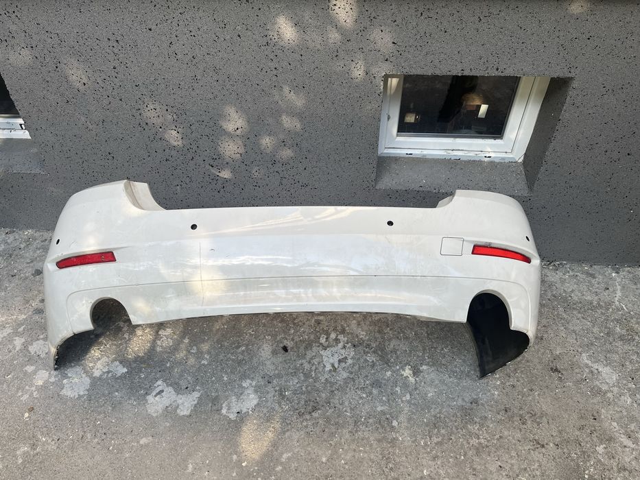 Оригинална задна броня за BMW F10 бяла